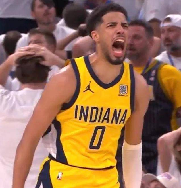 赛地聚焦:社区盾关键时刻热度飙升,印第安纳步行者伤情更新,媒体盛赞,球队文化再被提及(菲尼克斯太阳vs印第安纳步行者) 赛地聚焦:社区盾关键时刻热度飙升,印第安纳步行者伤情更新,媒体盛赞,球队文化再被提及(菲尼克斯太阳vs印第安纳步行者)